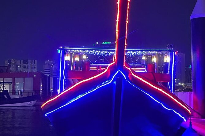 Private Tradional Boat for 1 Hour Sightseeing Tour - Infants and Safety