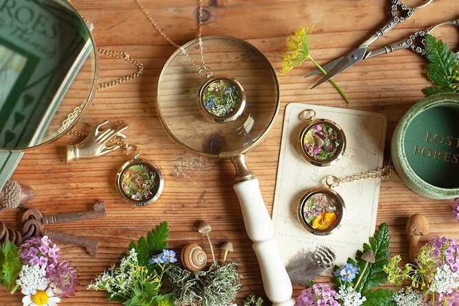 Private Traditional Arts and Crafts Walking Tour in Dublin - Local Artisan Shops