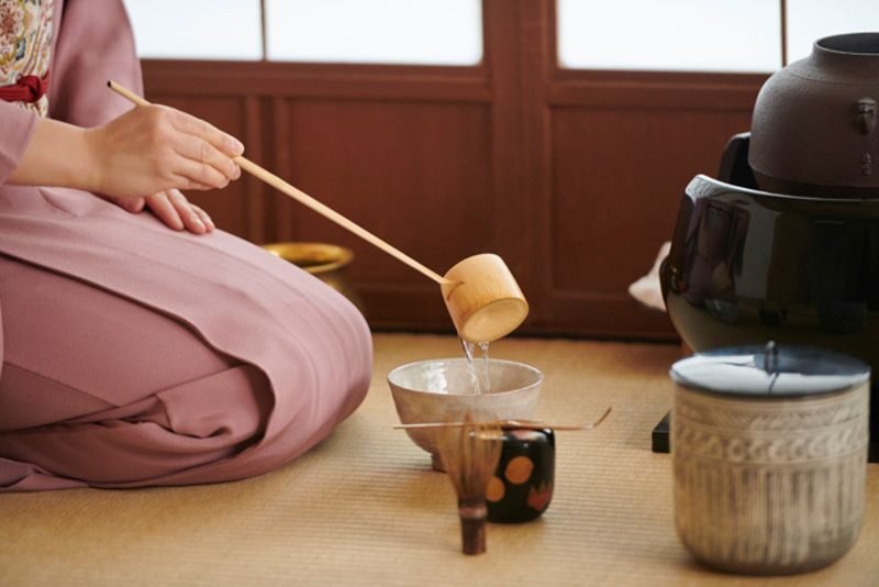 Private Traditional Tea Ceremony Near teamLab in Toyosu Tokyo - Getting to the room in Toyosu