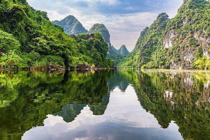 Private Trang an Ecotourism & Dancing Cave Together Countryside Biking - Tour Highlights