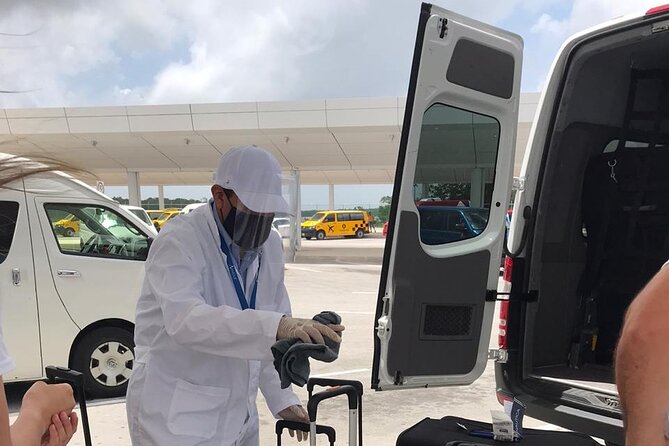 Private Transfer- Airport-Hotel Cancun Up 1 to 5 Passengers - Pricing and Transparency