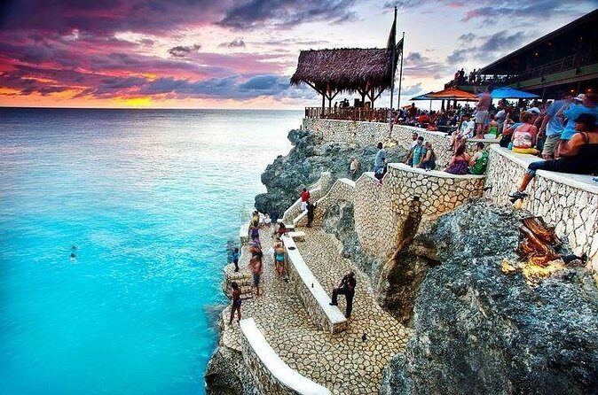 Private Transfer Airport to Montego bay Hotels in Jamaica - Who Should Book This Transfer?