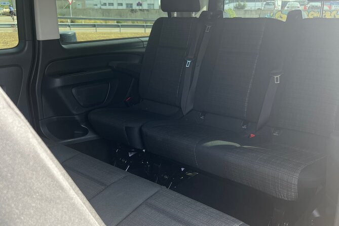 Private Transfer Barajas Airport to Madrid - Meeting and Pickup Information
