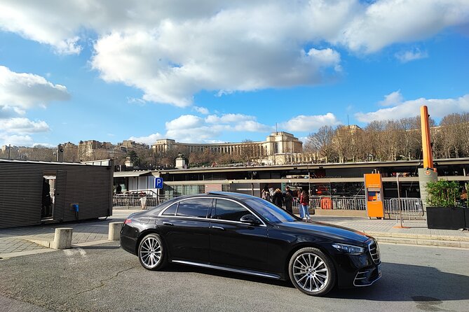 Private Transfer Between Charles De Gaulle Airport and Paris by Van - Overview of the Service