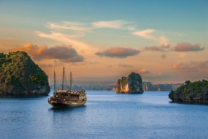 Private Transfer Between Hanoi and Halong - The Sum Up
