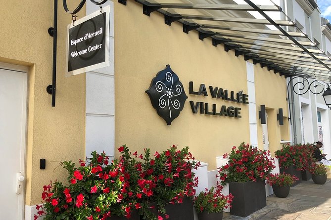 Private Transfer Between Paris - La Vallee Village in Sedan Car - Drop-off Points