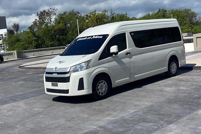Private Transfer between Punta Cana Airport and Bavaro Hotels - The Ride: What to Expect  