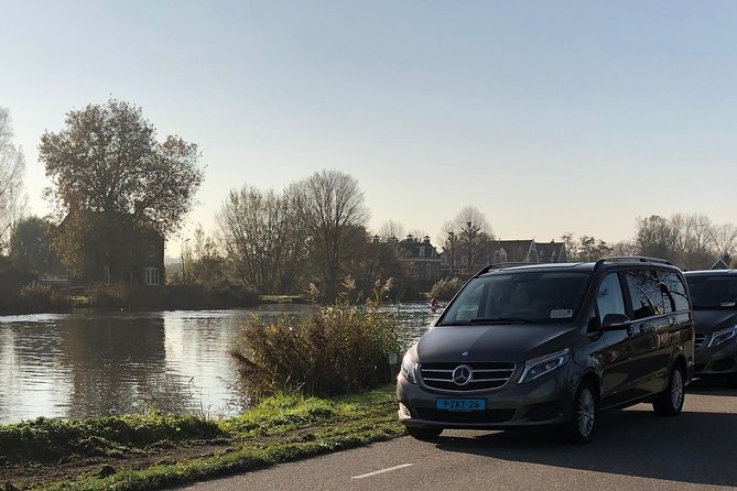 Private Transfer Between Rotterdam - Amsterdam (Incl. Schiphol Airport) - Meeting and Pickup