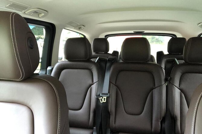 Private Transfer Between Salzburg Airport and Salzburg City - Start Time and End Point