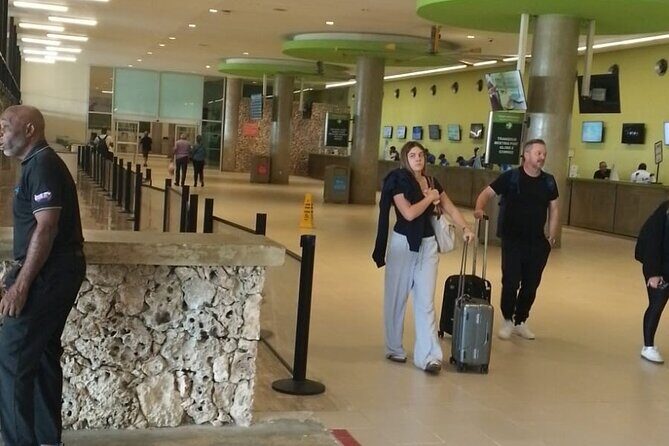 Private transfer between Santo Domingo Airport and Punta Cana - Why Choose a Private Transfer from Santo Domingo to Punta Cana?