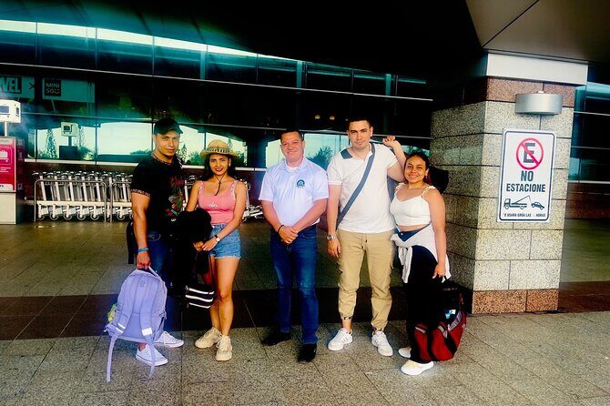 Private transfer between Santo Domingo Airport and Punta Cana - What to Expect from the Transfer Experience