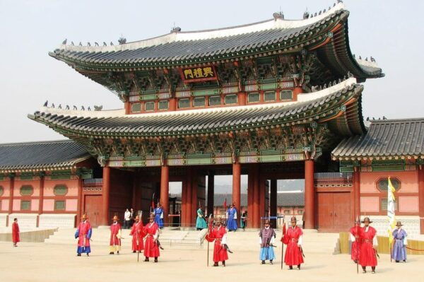 Private Transfer Between Seoul City and Gyeongbokgung Palace - Experience Benefits