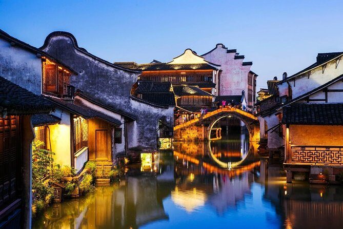Private Transfer between Wuzhen Water Town and Shanghai City Center - What the Reviews Reveal
