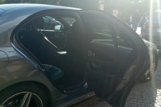 Private Transfer by Mercedes to CDG Airport Paris - Competitive Pricing for Mercedes Transfers