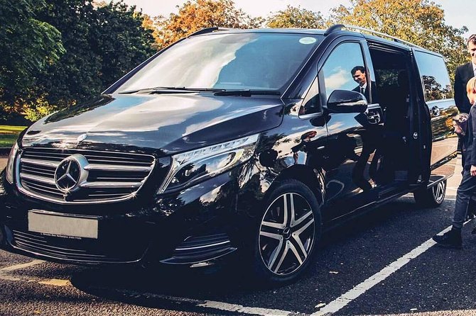 Private Transfer: Charles De Gaulle Airport (Cdg) to Paris VAN up to 8 PAX - Professional Chauffeurs