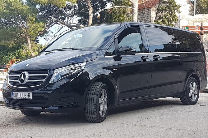 Private Transfer Dubrovnik Airport to Dubrovnik ACI Marina in Komolac - Meeting and Pickup
