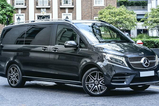 Private Transfer: Frankfurt Airport FRA to Frankfurt in Van - Pickup and Drop-off Details