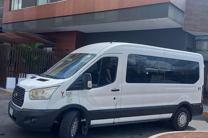 Private Transfer from 1 to 6 people Airport to Playa del Carmen - The Sum Up