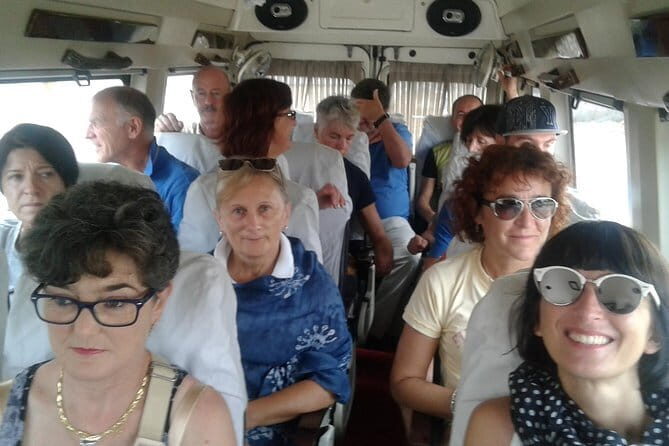 Private Transfer From Agra To Jaipur - Who Should Consider This Service?