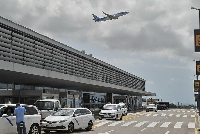 Private Transfer From Airport Reus to Lloret De Mar - Transfer Services