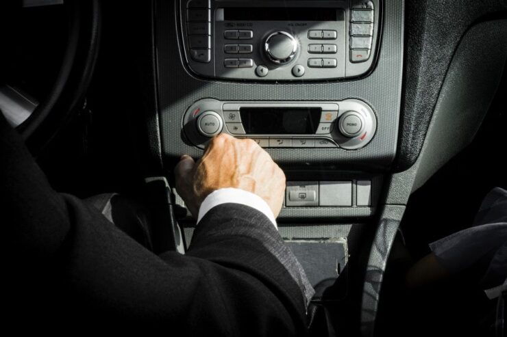 Private Transfer From Alghero Airport to Stintino - Pricing and Availability