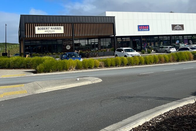 Private Transfer From Auckland Airport To Hamilton Cambridge And Morrinsville - Private Transfer to Hamilton