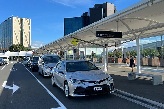 Private Transfer From Auckland Airport To Piha Beach - Good To Know