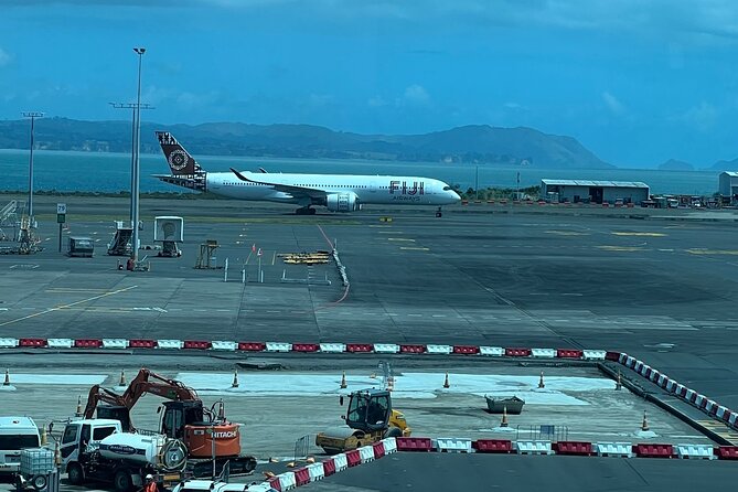 Private Transfer From Auckland Airport To West Auckland - Pricing and Packages