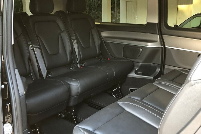 Private Transfer From Barcelona Cruise Port to Barcelona Airport - Confirmation and Accessibility