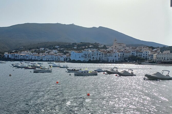Private Transfer From Barcelona to Cadaques - Date and Travelers