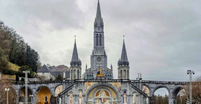 Private Transfer From Barcelona to Lourdes in France - Inclusions