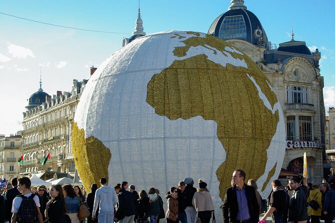 Private Transfer From Barcelona To Montpellier With a 2 Hour Stop - Vehicle Amenities