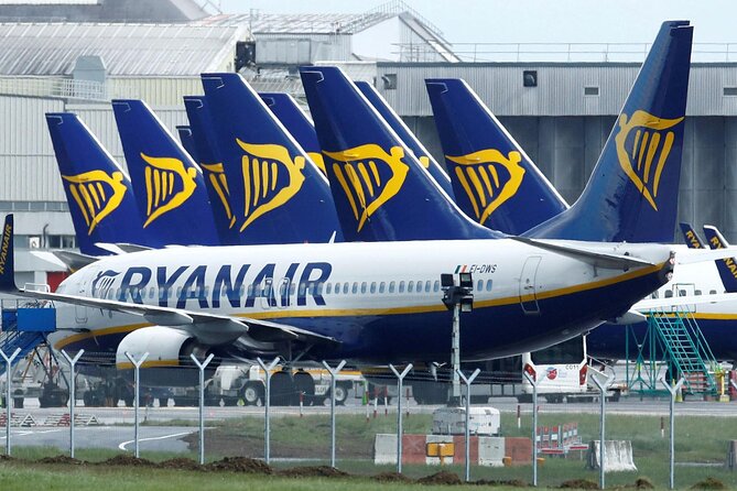 Private Transfer From Beauvais Airport to Paris - Infant Seats Available Upon Request