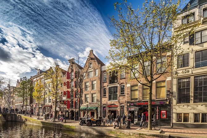 Private Transfer From Berlin to Amsterdam With 2 Hours for Sightseeing - Extra Services