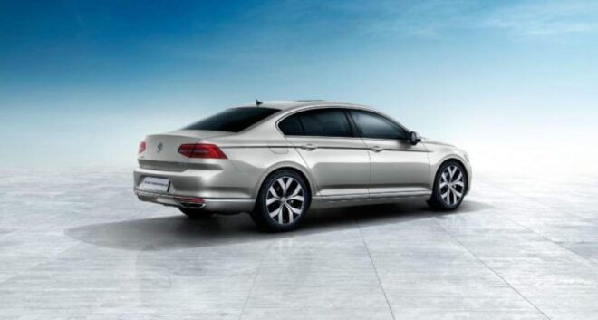 Private Transfer From Bucharest to Brasov - Vehicle and Driver Information