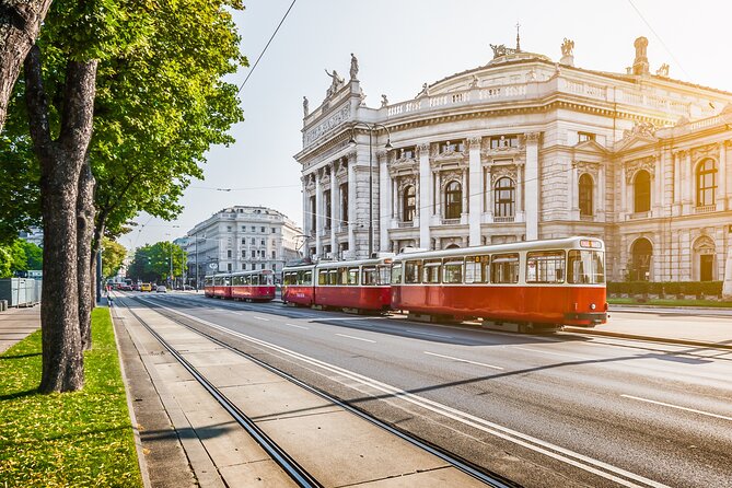 Private Transfer From Budapest to Vienna With 2h of Sightseeing - Pricing and Booking