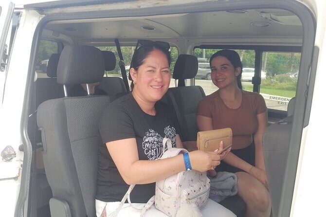 Private Transfer from Cancun Airport to Playa del Carmen - A Detailed Look at the Private Transfer Experience