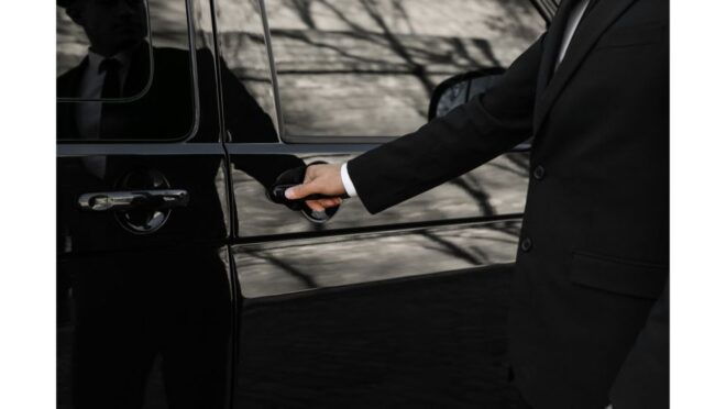 Private Transfer From Charles De Gaulles Airport to Paris - Comfortable and Relaxing Journey