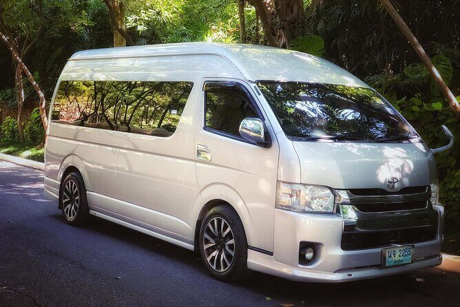 Private Transfer from Chiang Mai to Chiang Rai (one way only) - The Sum Up