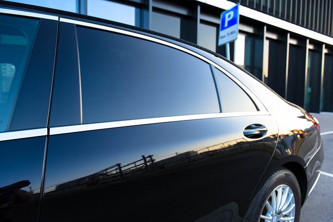 Private Transfer From Davos to Zurich Airport - Common Questions