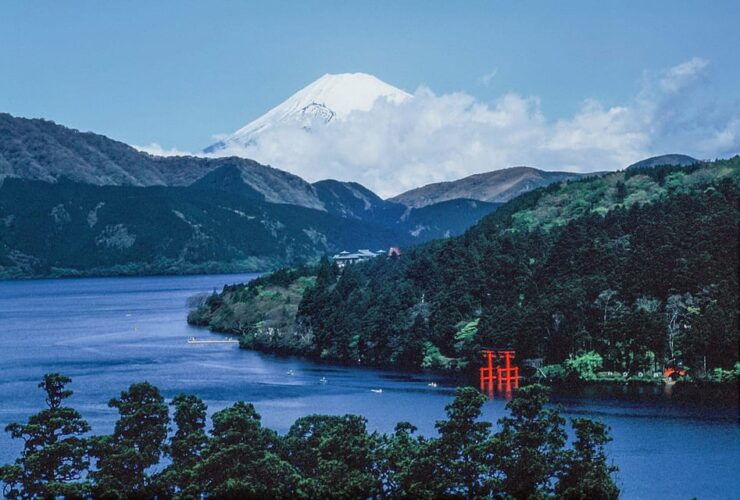 Private Transfer From Downtown Tokyo to Hakone - Booking Process