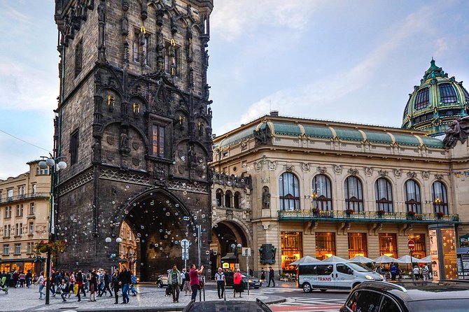 Private Transfer From Dresden to Prague With 2 Hours for Sightseeing - The Sum Up