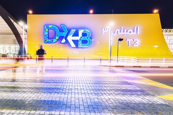 Private Transfer From Dubai Airport to Any Hotel in UAE - Date and Traveler Selection