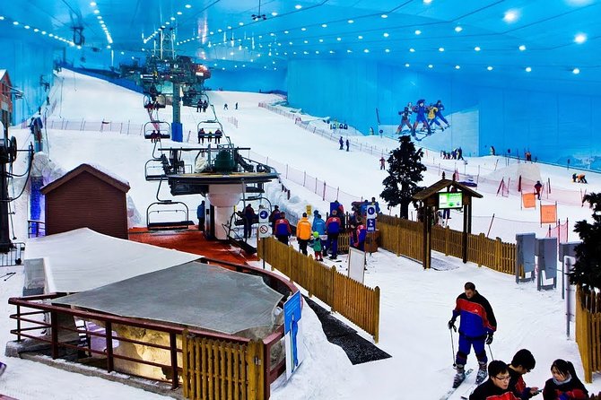 Private Transfer From Dubai Hotels to Ski Dubai/Wild Wadi - Amenities and Inclusions