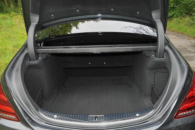 Private Transfer From Edinburgh to GLAsgow City or GLA Airport by Luxury Car - The Sum Up