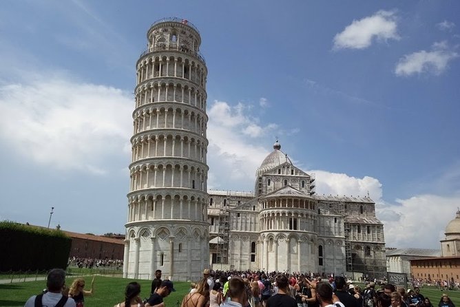 PRIVATE TRANSFER From Florence to Cinque Terre With Stops in Lucca & Pisa - Pickup Details