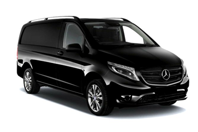 PRIVATE TRANSFER From Florence to Rome With Stops at the MALL & PRADA OUTLET - Stops at The Mall