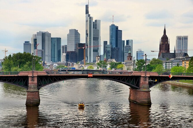 Private Transfer From FRAnkfurt City to FRAnkfurt Airport FRA - Drop-Off Point at Frankfurt Airport