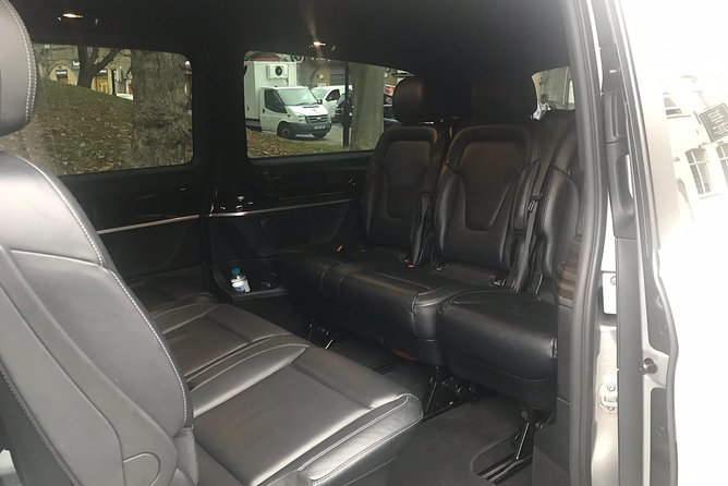 Private Transfer From Gatwick Airport to Heathrow Airport - Directions