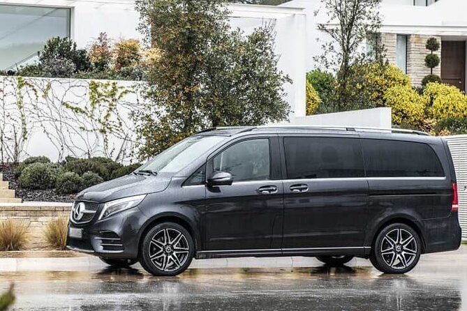 Private Transfer From Greenock Port to GLA Airport or GLAsgow City by Luxury Van - What To Expect